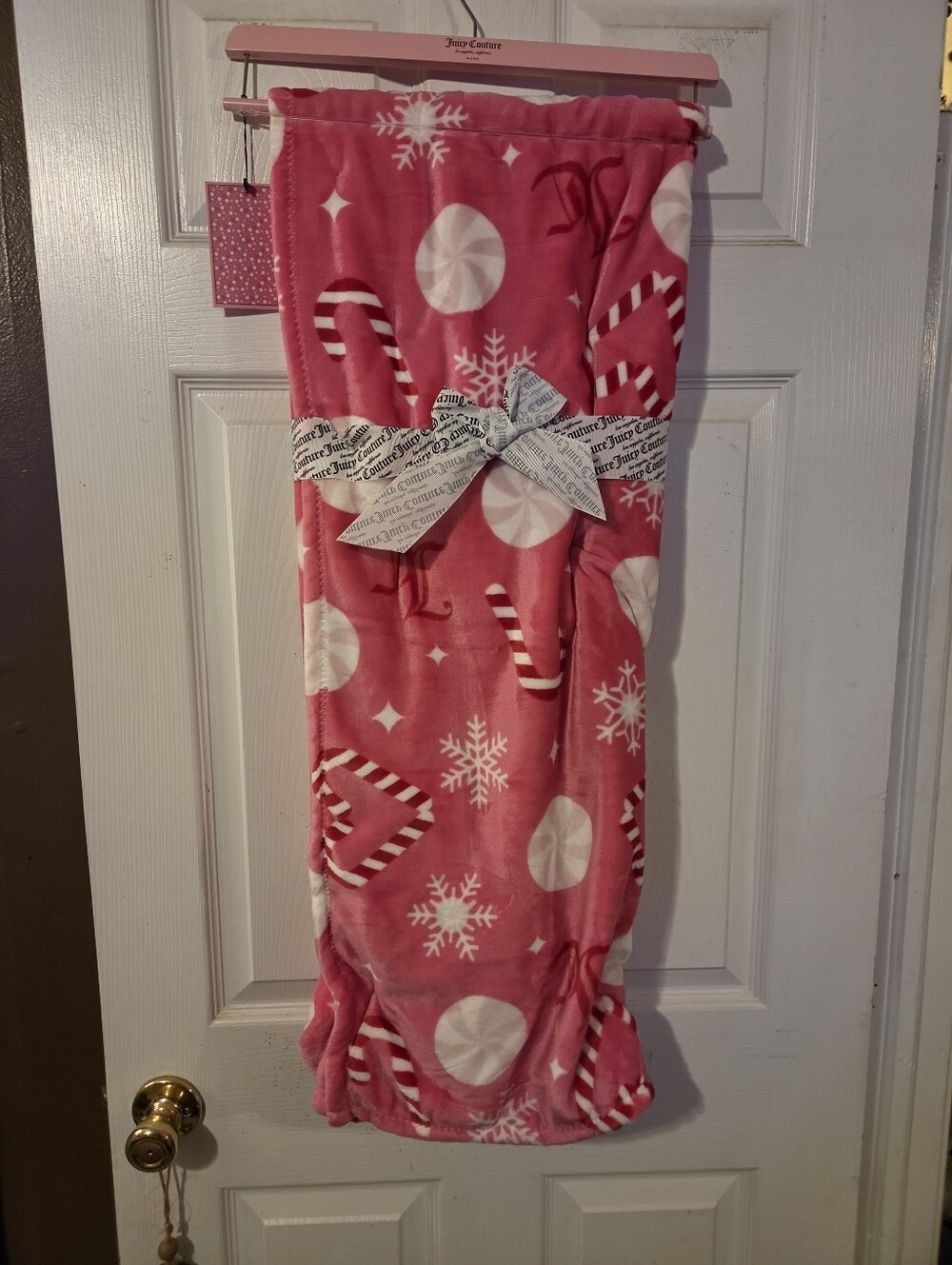 Juicy Couture NWT Plush Blanket - Pink Candy Cane & Snowflakes